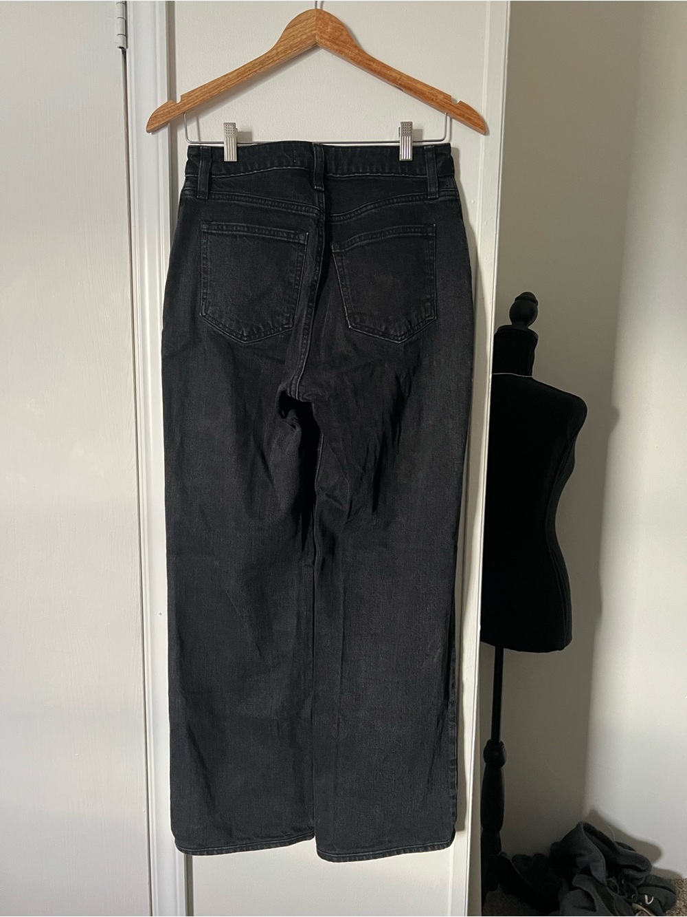Abercrombie & Fitch Curve Love ’90s Relaxed Jeans Size 27 High Rise - Picture 4 of 6